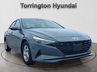 Used 2021 Hyundai Elantra SE