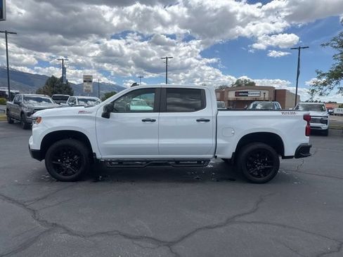 Used 2025 Chevrolet Silverado 1500 LT Trail Boss w/ Protection Package AWD/4WD image 4