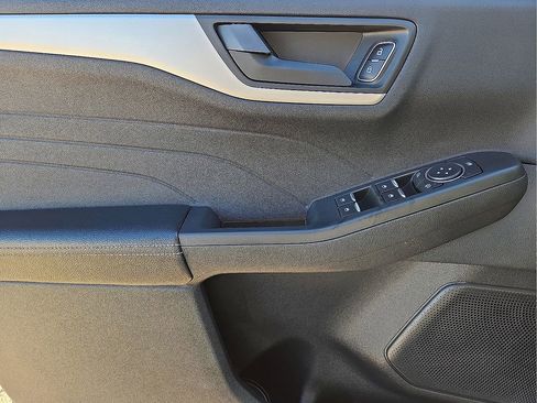 Used 2022 Ford Escape SE w/ Convenience Package image 22