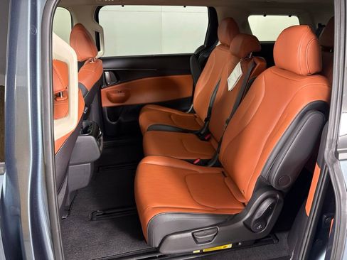 New 2026 Kia Carnival SX image 41