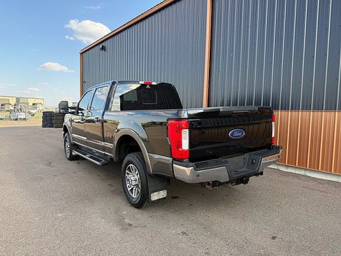Used 2019 Ford F350 Lariat w/ Lariat Ultimate Package AWD/4WD image 5