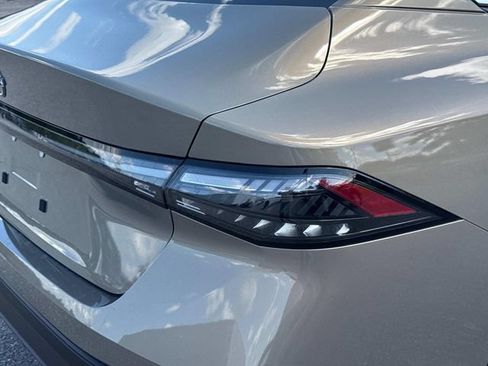 New 2027 Nissan Sentra SV w/ SV Convenience Package FWD image 12