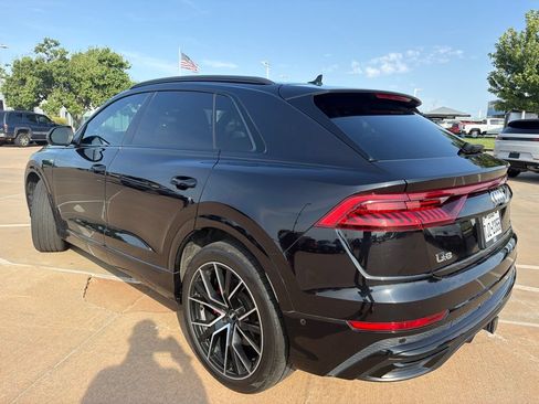 Used 2019 Audi Q8 Prestige w/ Luxury Package AWD/4WD image 2