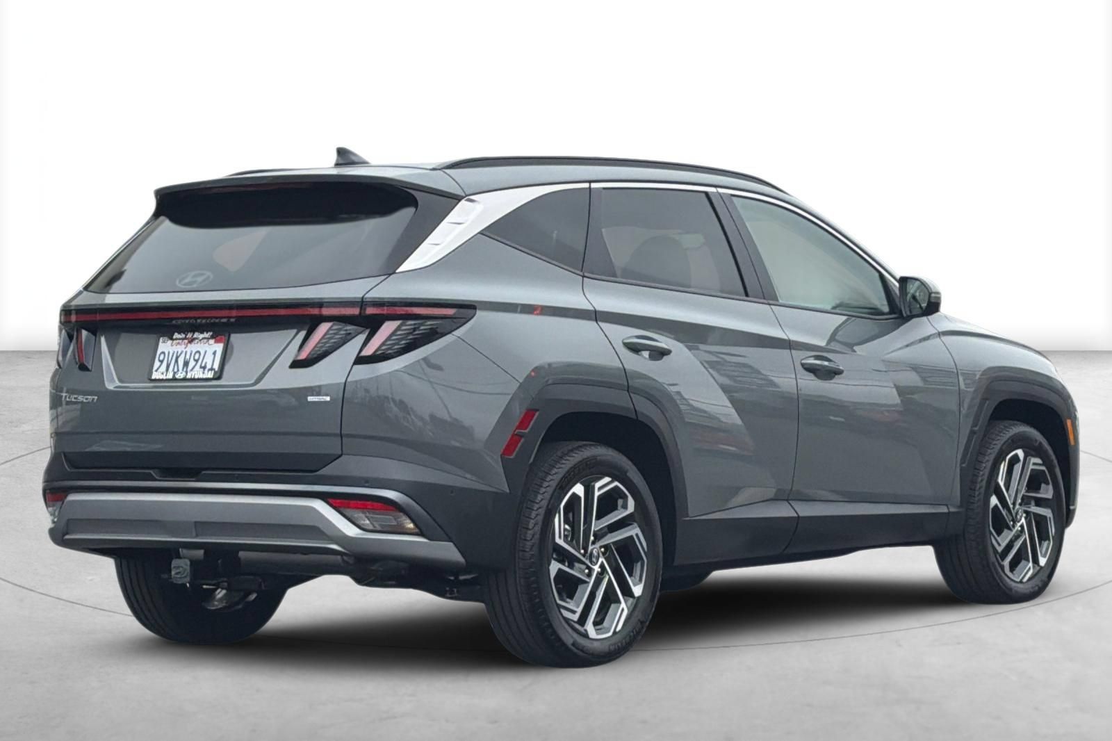 Certified 2025 Hyundai Tucson Limited AWD/4WD image 8
