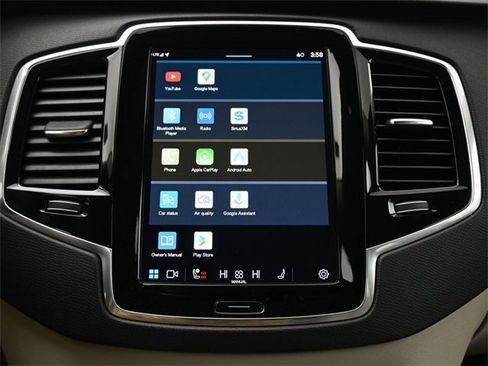 Used 2023 Volvo XC90 B6 Plus w/ Protection Package image 19