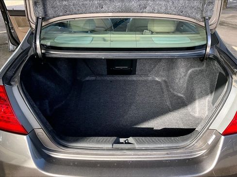 Used 2007 Honda Accord EX-L image 32