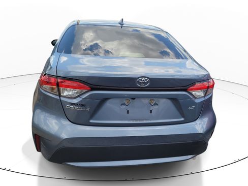 Certified 2022 Toyota Corolla LE FWD image 6