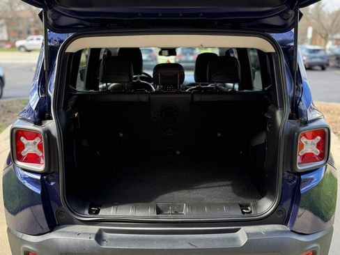 Used 2020 Jeep Renegade Limited image 22