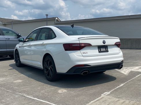 Certified 2023 Volkswagen Jetta GLI Autobahn w/ GLI Black Package FWD image 3