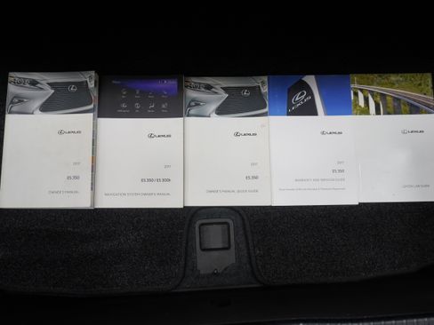 Used 2017 Lexus ES 350 w/ Luxury Package FWD image 28