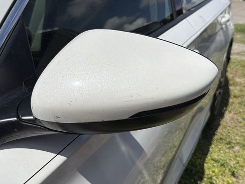 Used 2022 Honda Accord EX-L image 6