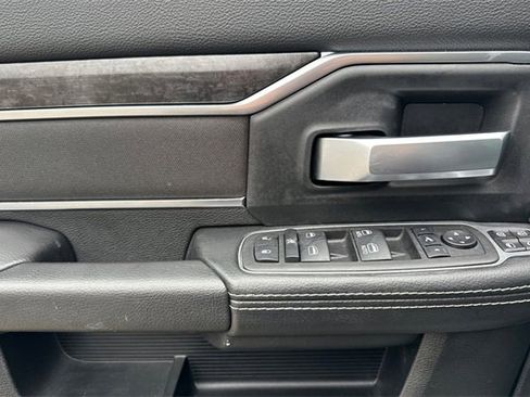 Used 2024 RAM 2500 Big Horn w/ Bed Utility Group image 11