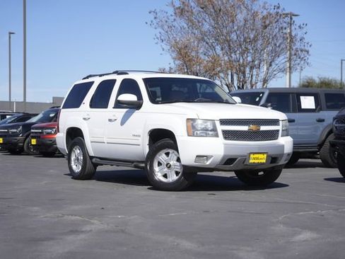 Used 2012 Chevrolet Tahoe LT image 2