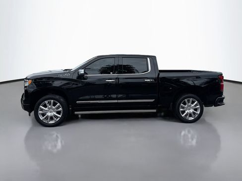 Used 2022 Chevrolet Silverado 1500 High Country w/ High Country Premium Package AWD/4WD image 4