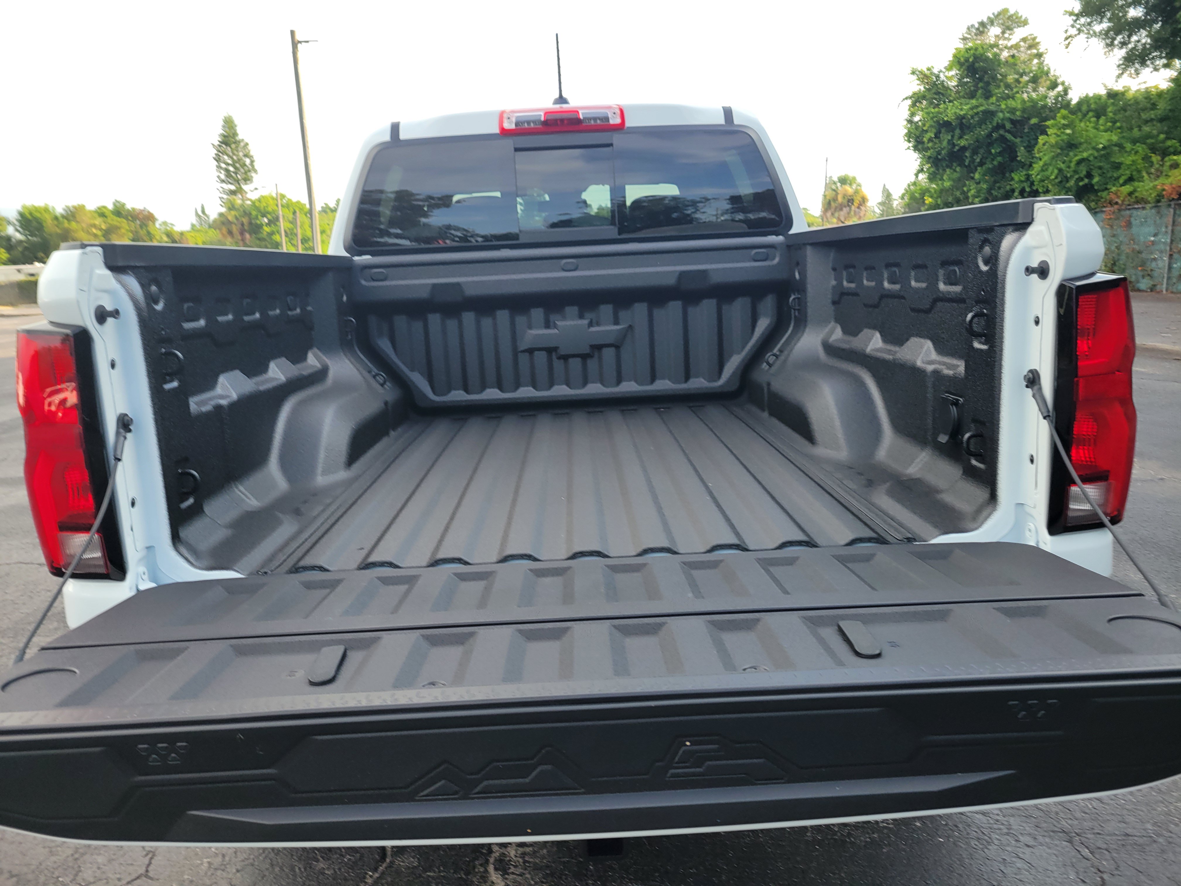 New 2026 Chevrolet Colorado LT w/ LT Convenience Package RWD image 8