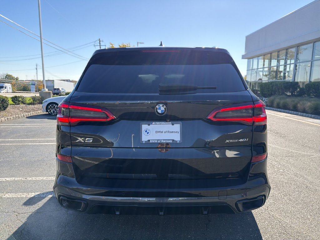 Used 2020 BMW X5 xDrive40i w/ M Sport Package AWD/4WD image 13