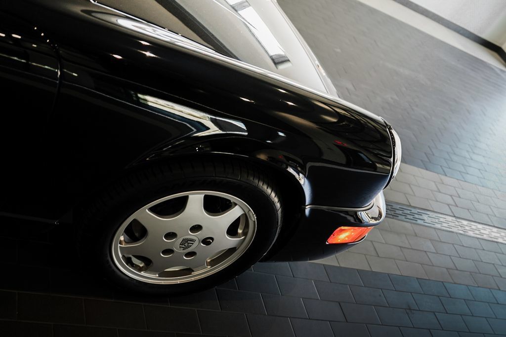 Used 1989 Porsche 911 Carrera 4 AWD/4WD image 41