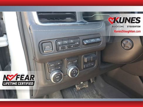 Used 2023 GMC Yukon Denali Ultimate w/ LPO, Floor Liner Package image 20