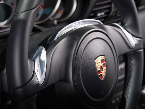 Used 2012 Porsche 911 Cabriolet image 23