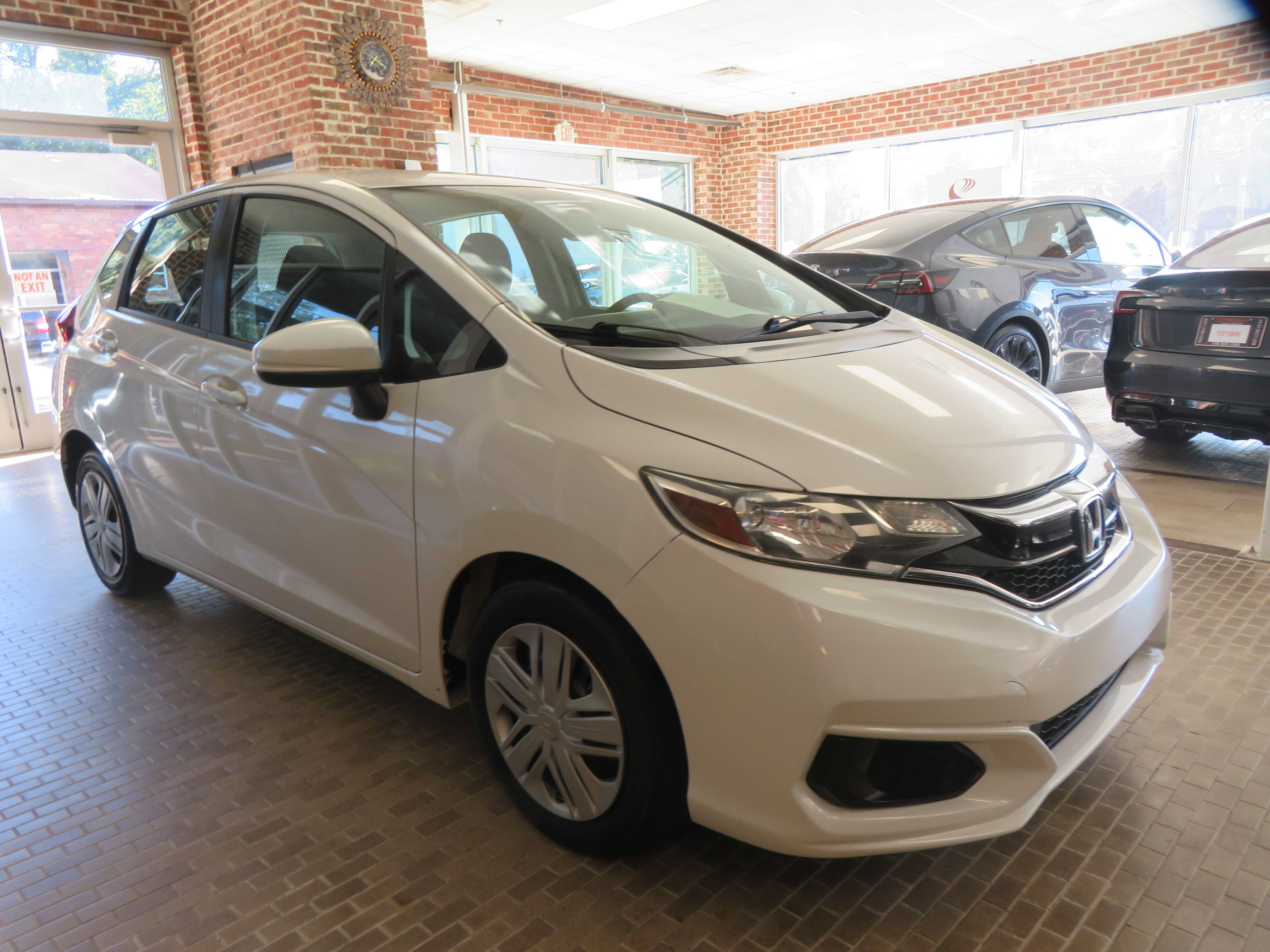 Used 2019 Honda Fit LX image 3