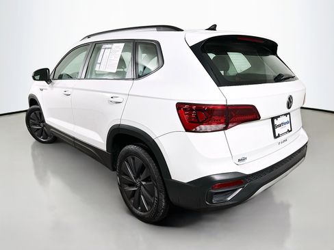 Used 2024 Volkswagen Taos S image 5
