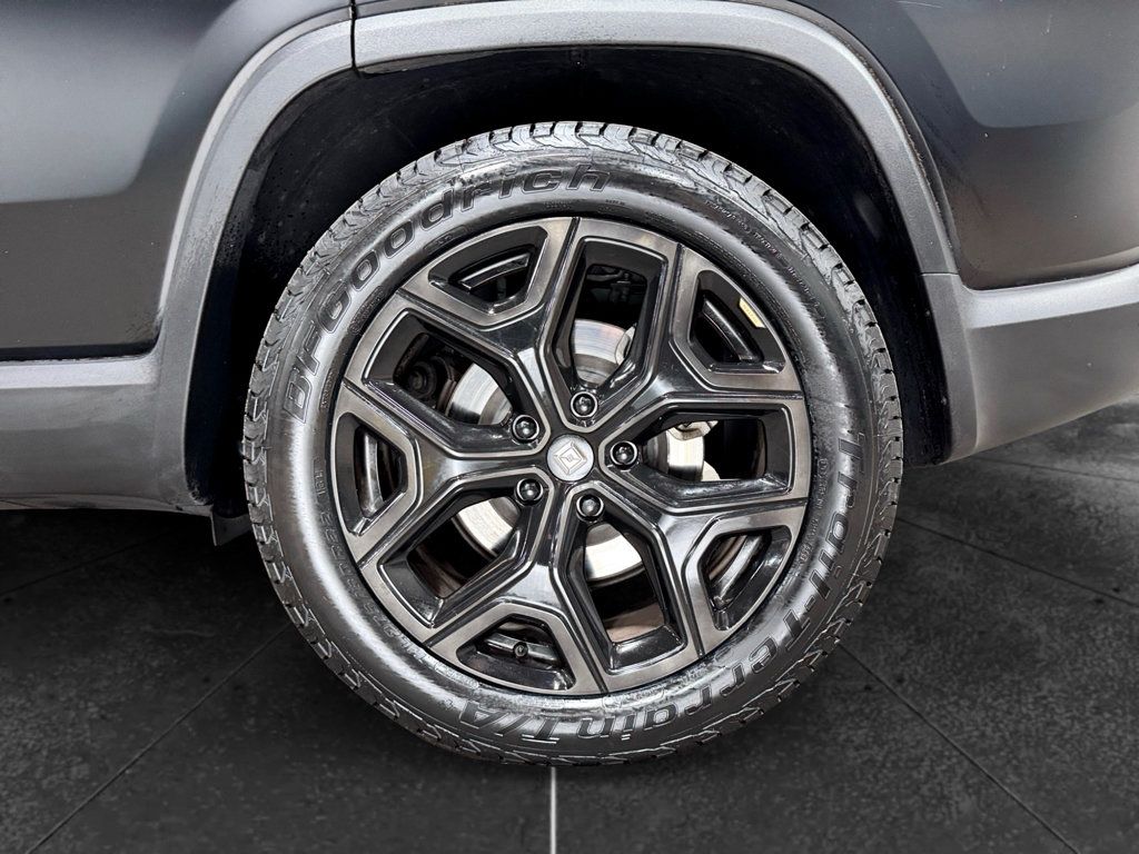 Used 2023 Rivian R1S Adventure Dual AWD/4WD image 33