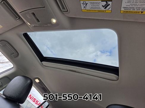 Used 2024 Nissan Armada SL w/ Captain's Chairs Package image 9