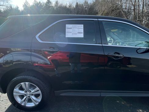 Used 2017 Chevrolet Equinox LS image 10