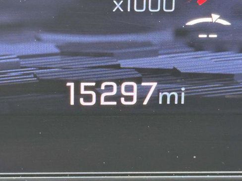 Used 2025 Chevrolet Suburban RST w/ Comfort Package image 31