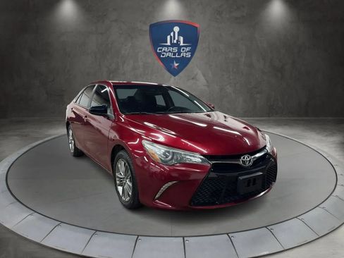 Used 2016 Toyota Camry SE FWD image 7