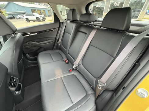 Used 2023 Kia Seltos SX w/ SX Sunroof Package image 25