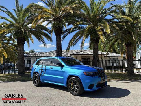Used 2018 Jeep Grand Cherokee Trackhawk image 1