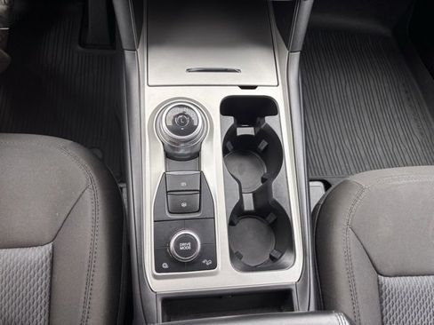 Used 2022 Ford Explorer XLT w/ Class IV Trailer Tow Package image 22