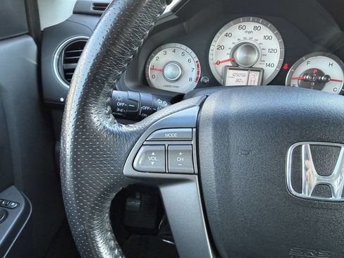 Used 2009 Honda Pilot EX-L image 18