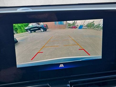 Used 2024 Chevrolet TrailBlazer LT FWD image 13