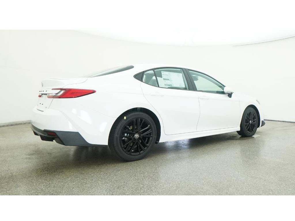 Used 2026 Toyota Camry SE FWD image 31