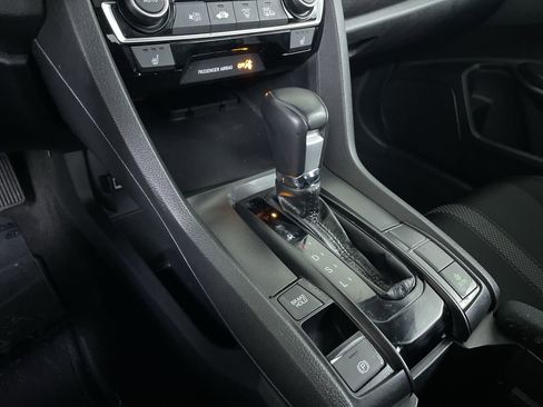 Used 2019 Honda Civic EX image 17