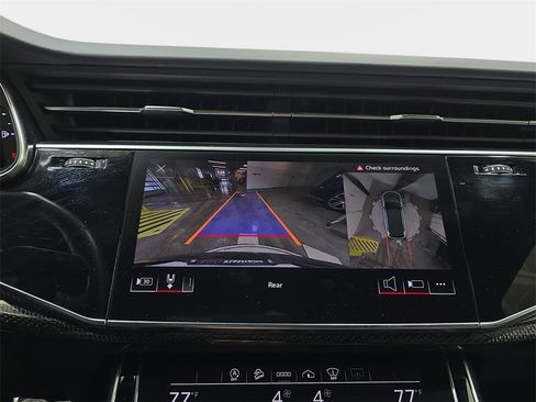 Used 2022 Audi SQ7 Prestige image 25