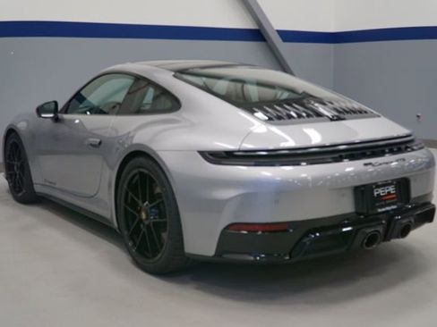 New 2026 Porsche 911 Carrera GTS image 3