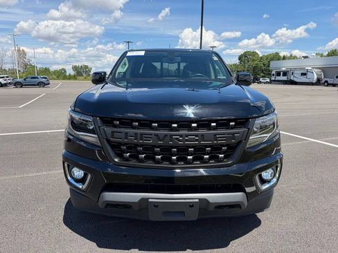 Used 2019 Chevrolet Colorado Z71 AWD/4WD image 2