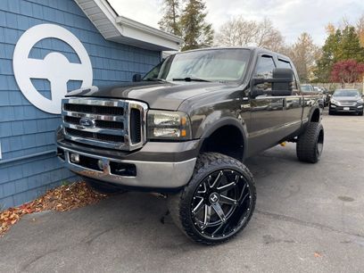 Used 2005 Ford F250 Lariat