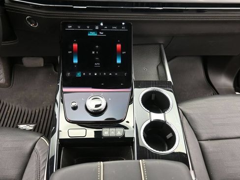 Used 2025 Cadillac Escalade ESV Sport w/ Touring Package AWD/4WD image 12