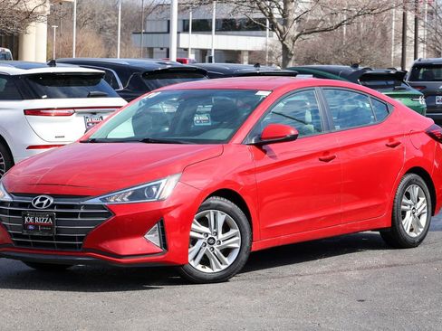 Used 2020 Hyundai Elantra SEL image 16