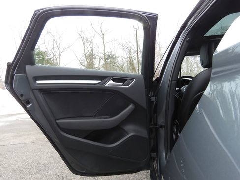 Used 2016 Audi A3 2.0T Premium image 18