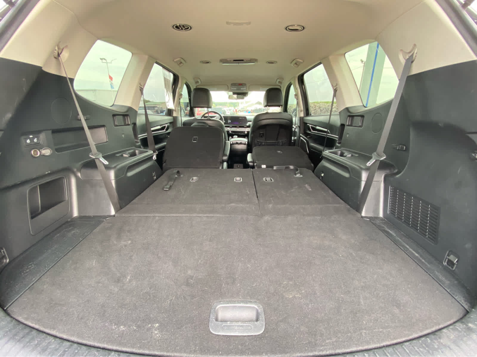 Used 2024 Kia Telluride S FWD image 9