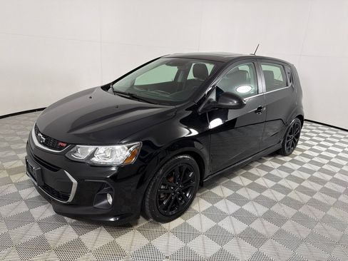 Used 2019 Chevrolet Sonic Premier w/ Driver Confidence Package FWD image 9