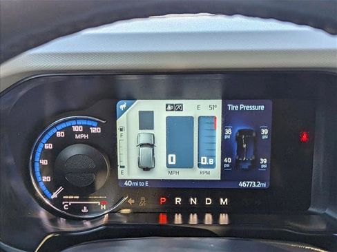 Used 2022 Ford Bronco Badlands image 11