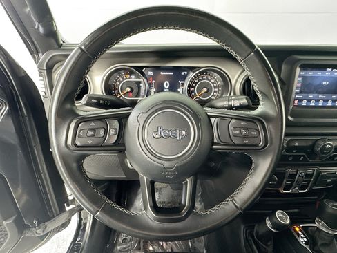 Used 2021 Jeep Wrangler Unlimited Sport AWD/4WD image 11