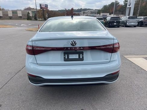 New 2026 Volkswagen Jetta SE FWD image 5