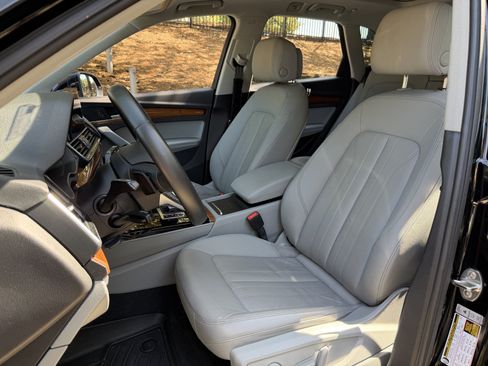 Used 2021 Audi Q5 2.0T Premium Plus AWD/4WD image 15